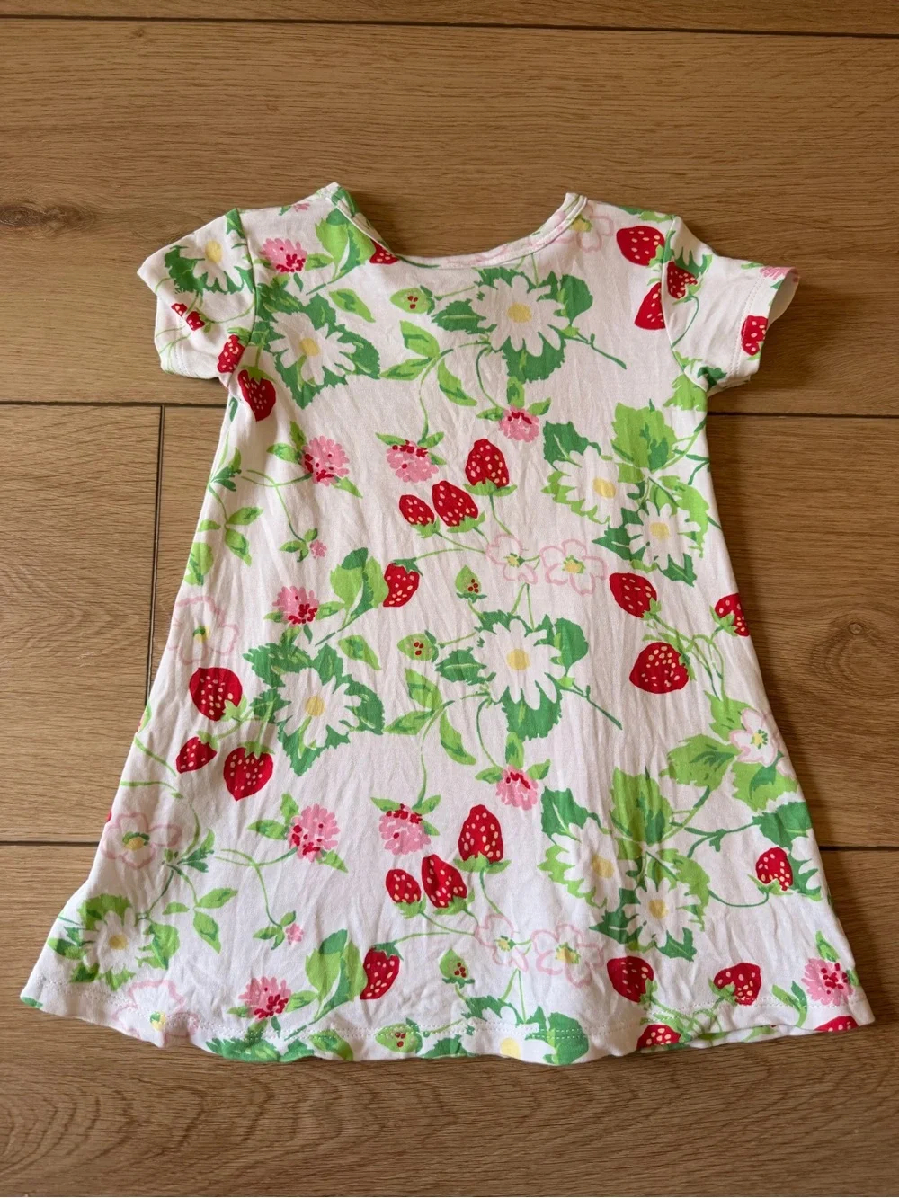 Strawberry Daisy Print Girls' T-Shirt Dress